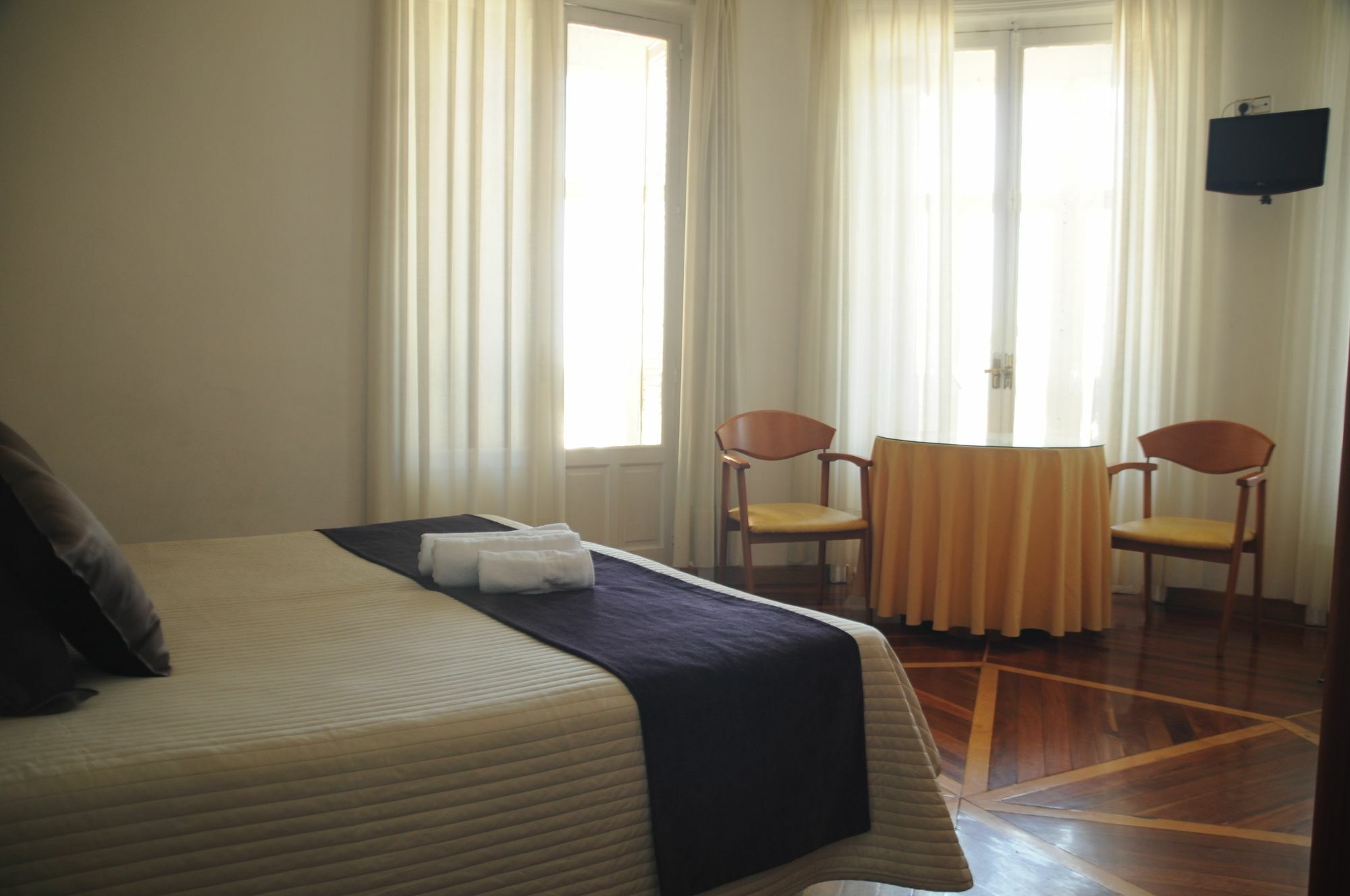 מדריד Hostal Luis XV מראה חיצוני תמונה