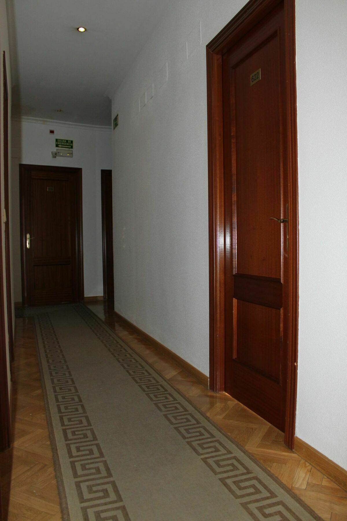 מדריד Hostal Luis XV מראה חיצוני תמונה